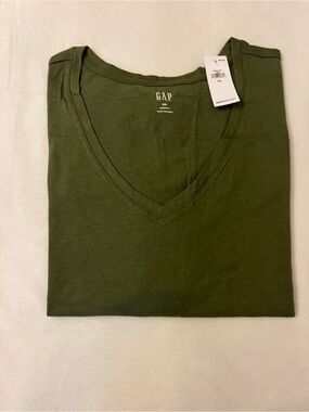 GAP Dark Olive V-Neck Tee